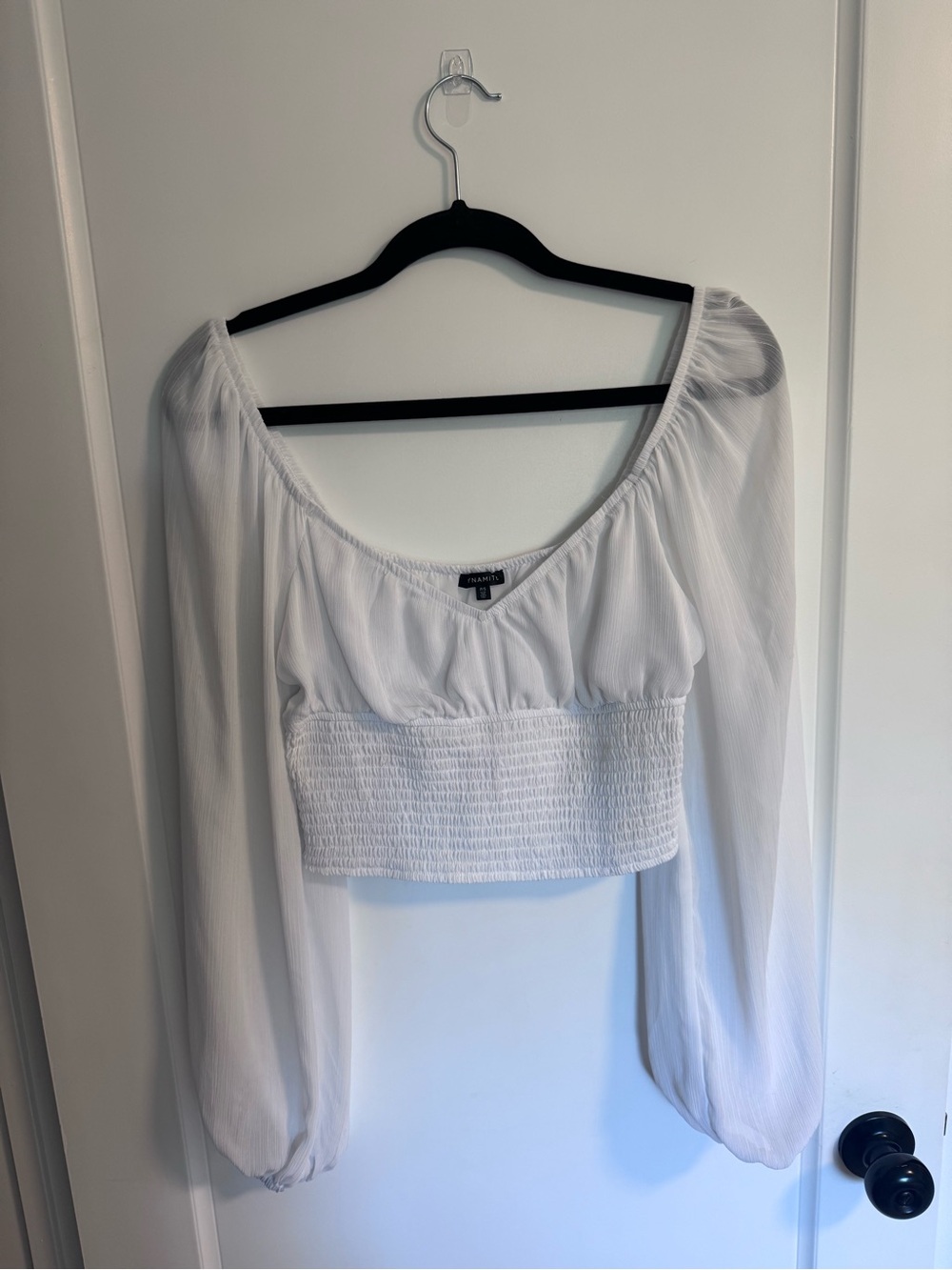 Dynamite White Smocked Long-Sleeve Crop Top